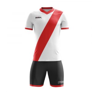 Completo Calcio Personalizzabile River Regular Fit